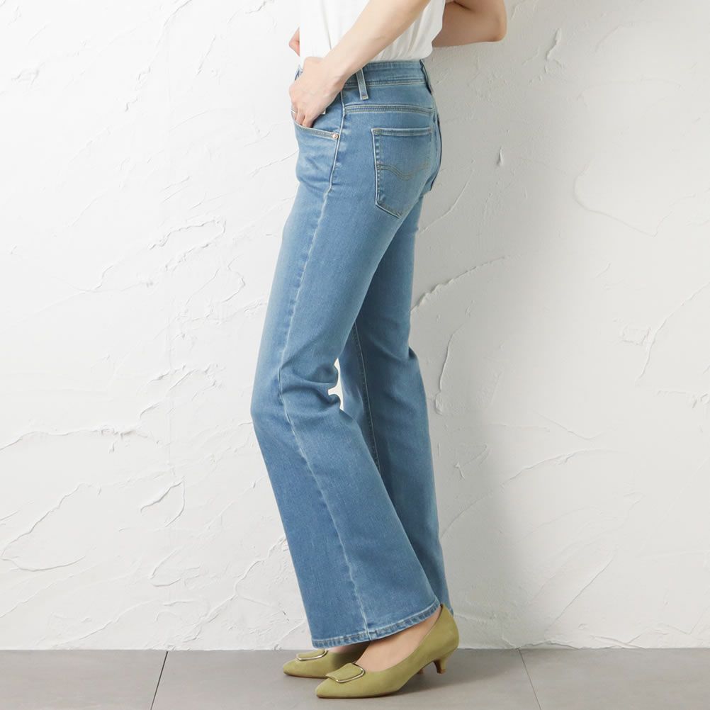 C17 フレアパンツ レディース