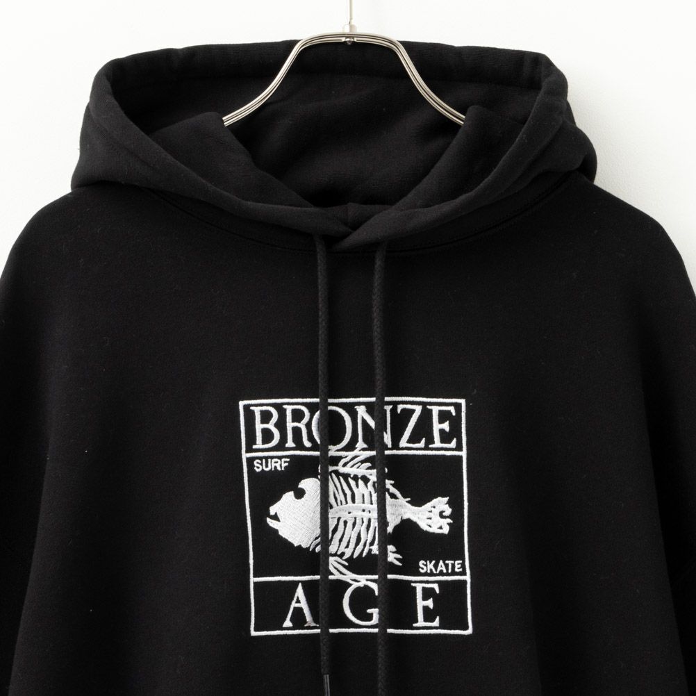 BRONZE AGE ボックスロゴビッグパーカー メンズ