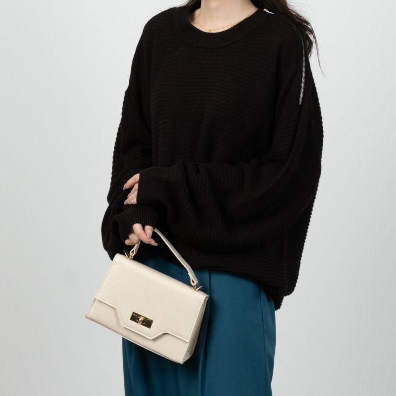 [期間限定価格]【オンラインストア限定】ミドルゲージ肩ジップニットプルオーバー レディース商品画像-2