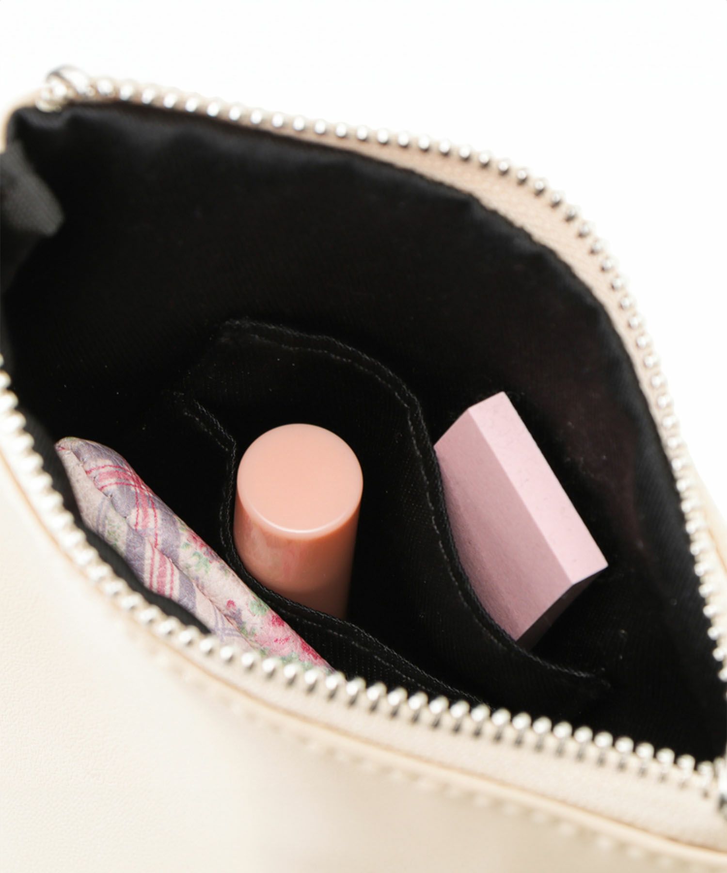 ポーチ付きショルダーバッグ