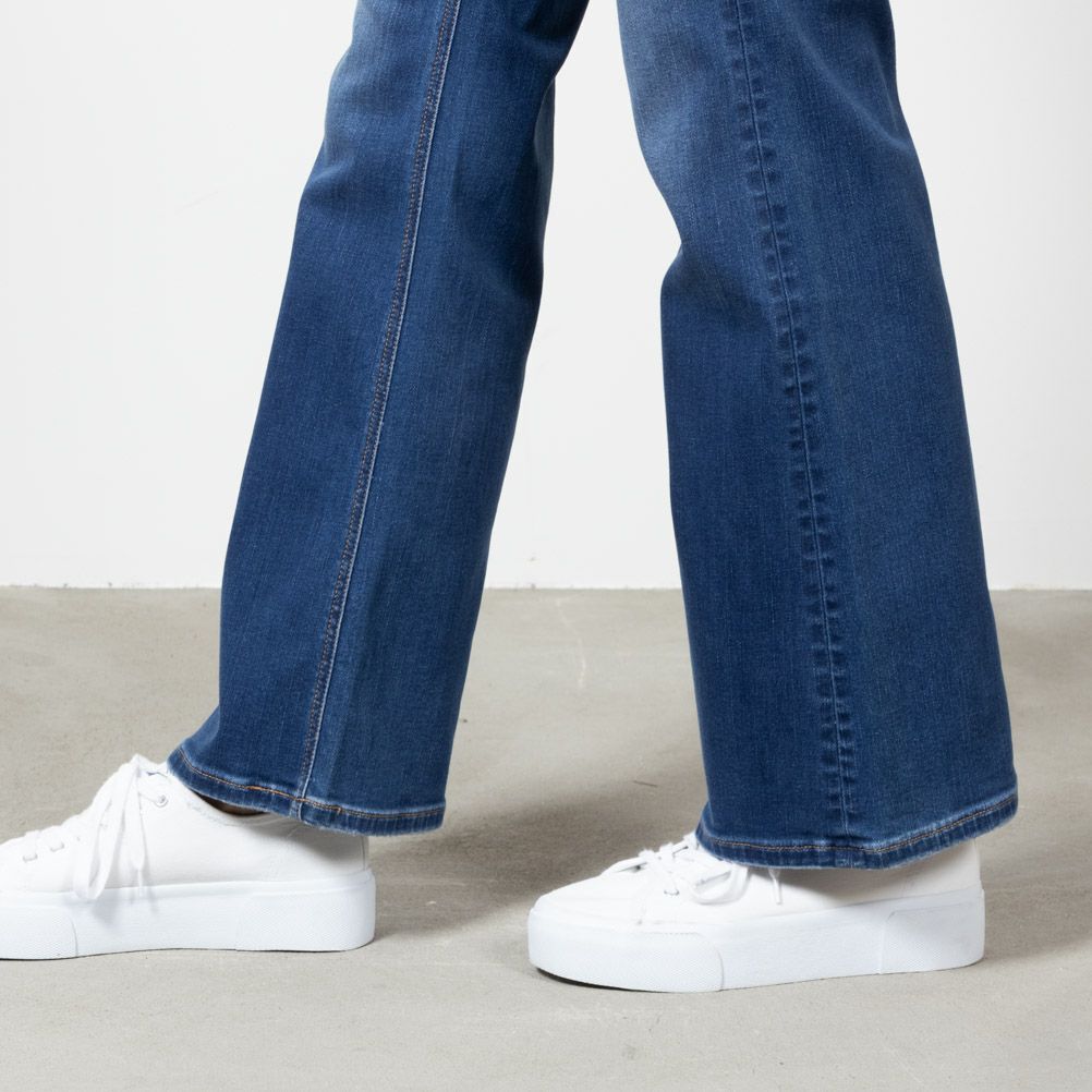 EDWIN essentials フレアストレッチデニムパンツ レディース