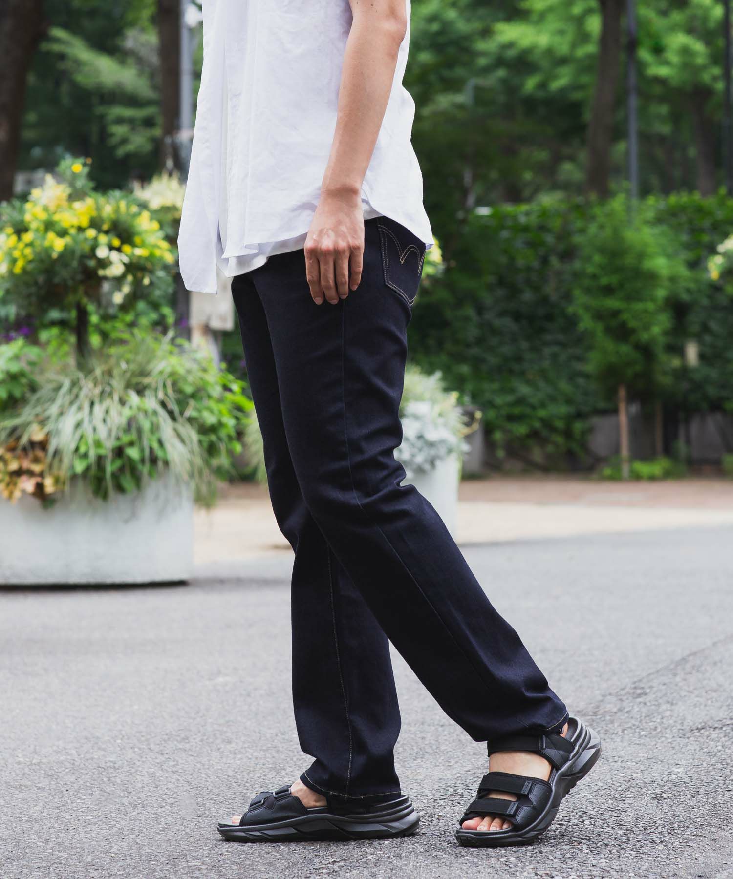 EDWIN ストレートデニムパンツ メンズ