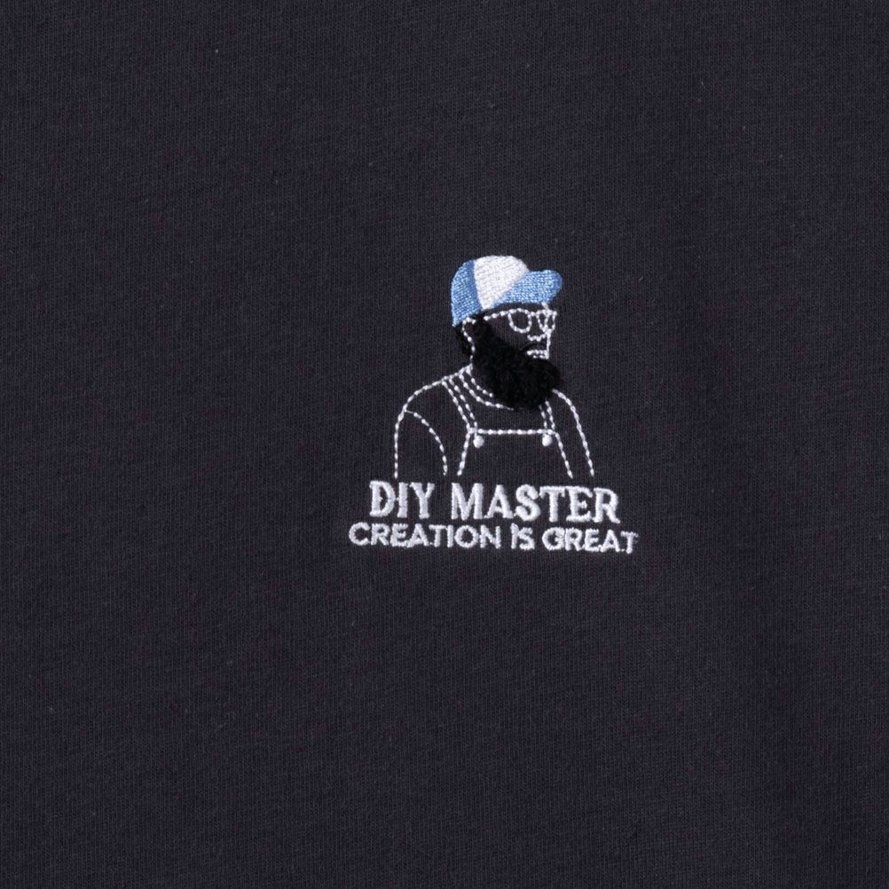 T-GRAPHICS ヒゲおじさんワンポイント刺繍長袖Tシャツ メンズ