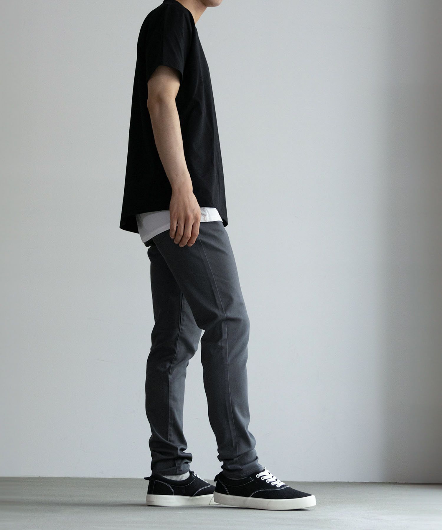 NAVY  RICH COLORS スキニーパンツ メンズ商品画像-12