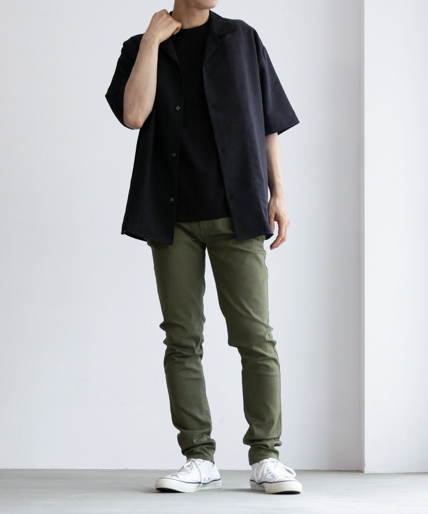 NAVY  RICH COLORS スキニーパンツ メンズ商品サムネイル-24