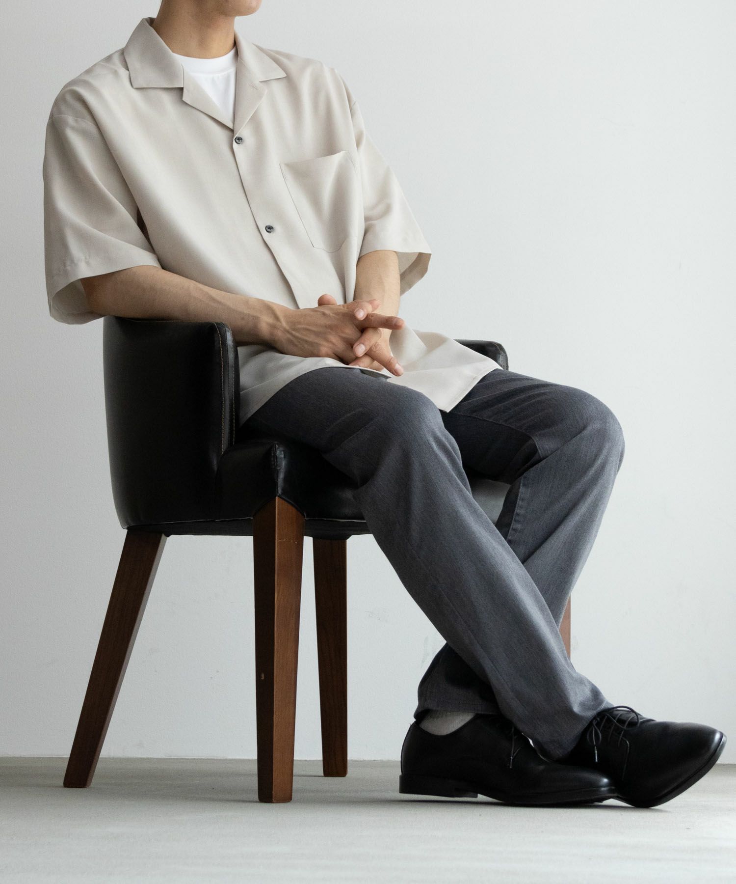 NAVY RICH COLORS テーパードパンツ メンズ