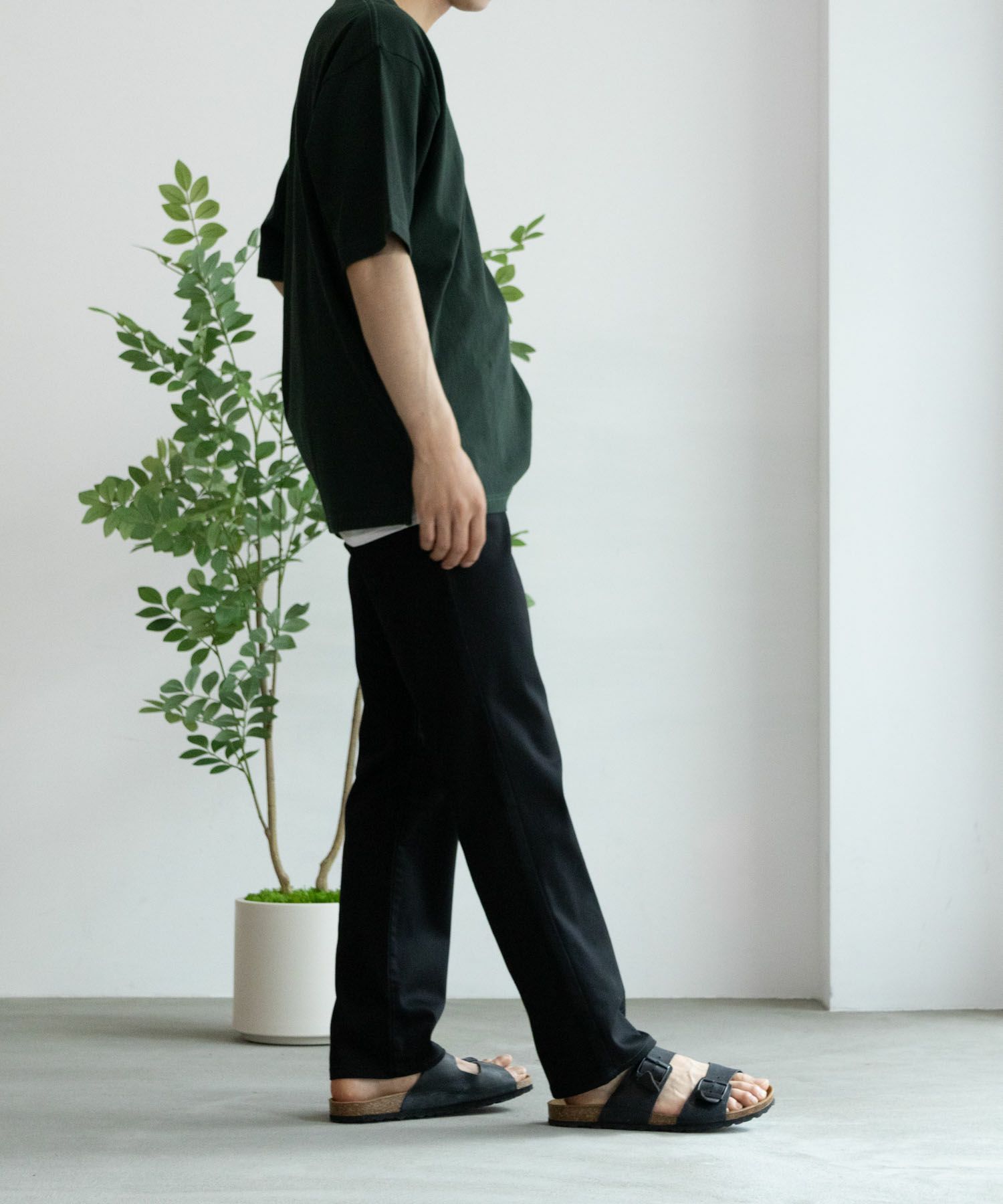 NAVY RICH COLORS テーパードパンツ メンズ