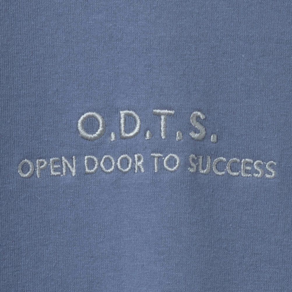 T-GRAPHICS  ワンポイント刺繍長袖Tシャツ メンズ商品画像-14