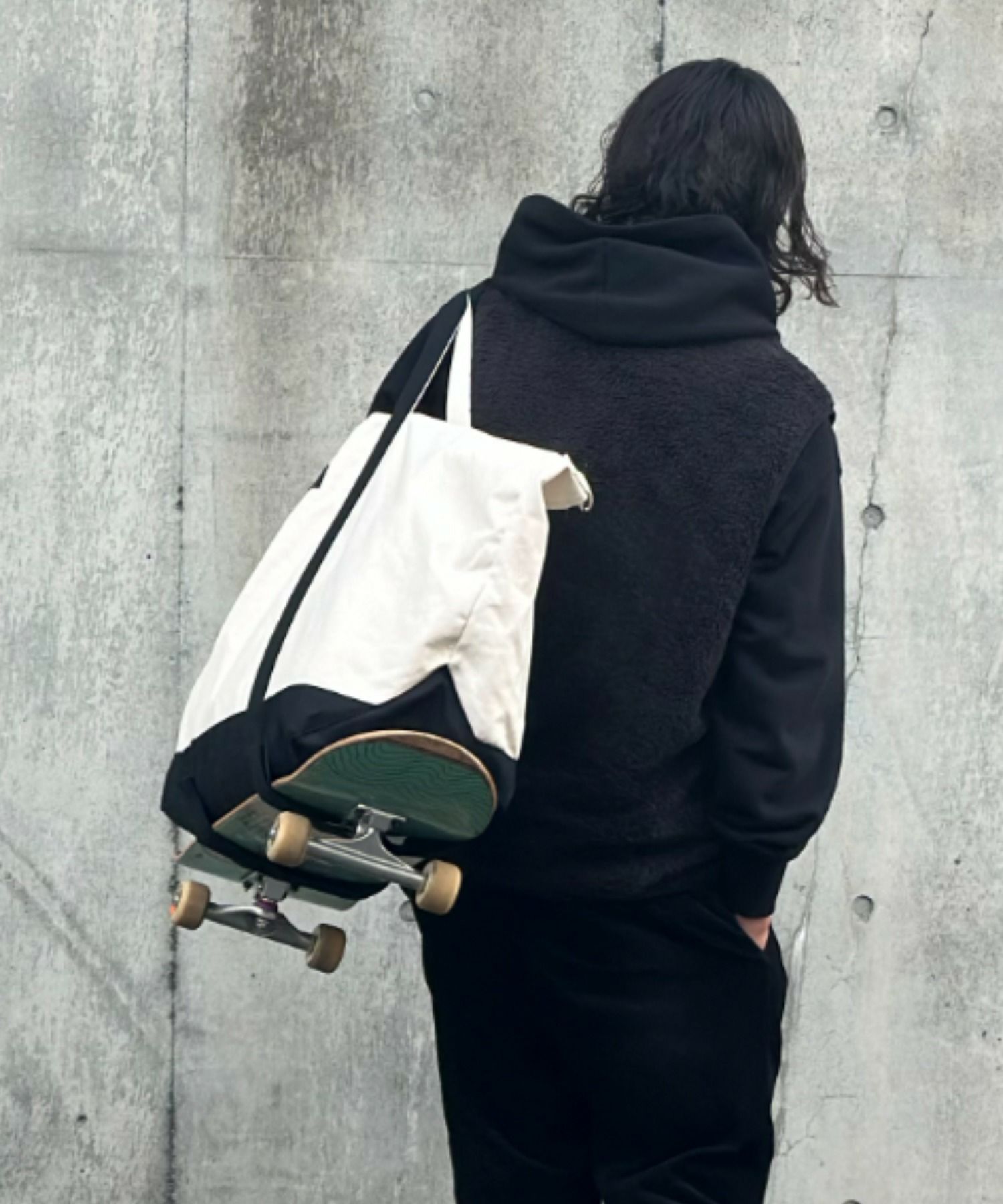 [期間限定価格]【オンラインストア限定】THRASHER  スケーティングトートバッグ商品サムネイル-6