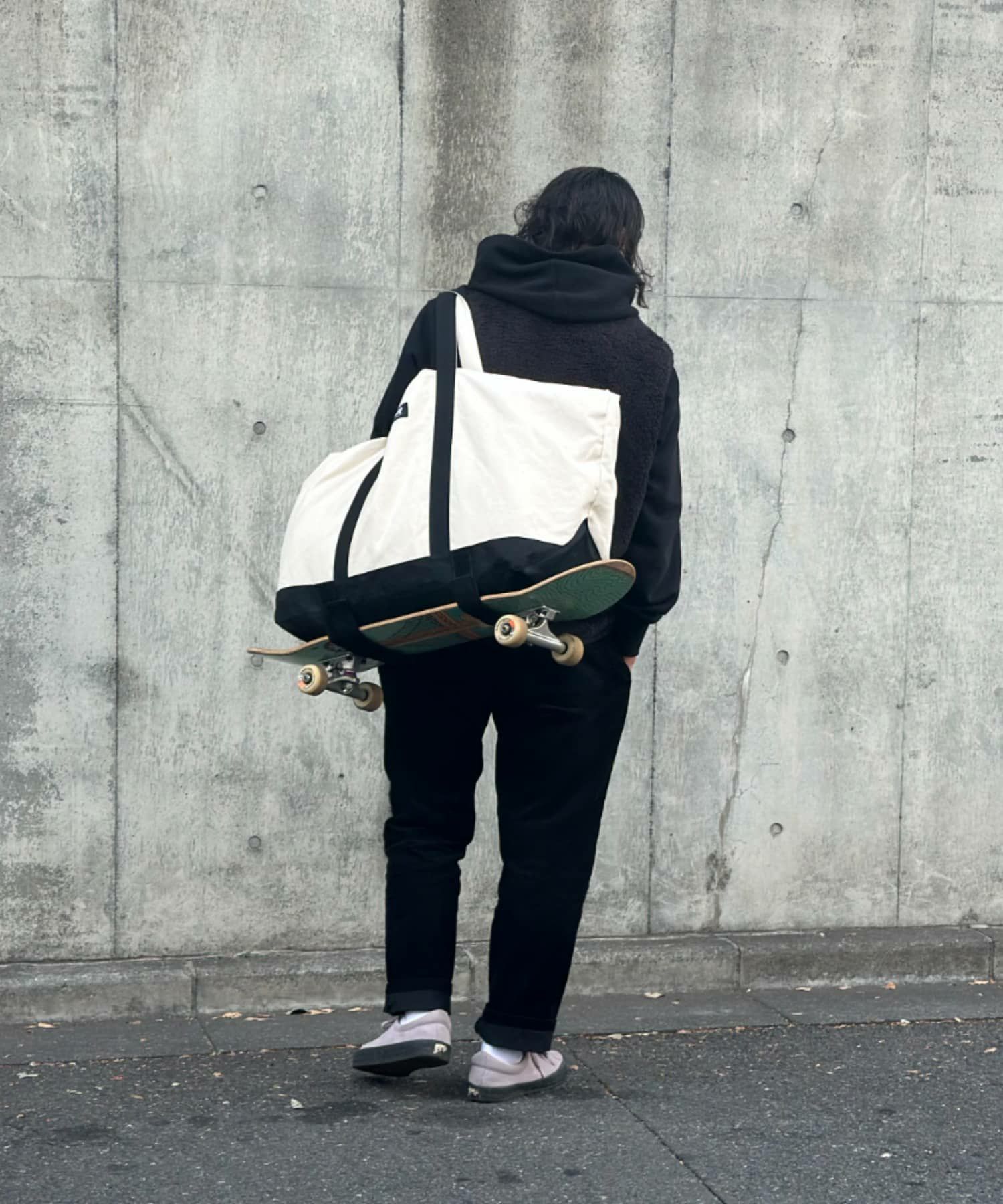 [期間限定価格]【オンラインストア限定】THRASHER  スケーティングトートバッグ商品サムネイル-8