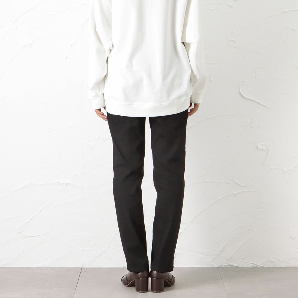 C17 LACHIC スリムテーパードパンツ レディース