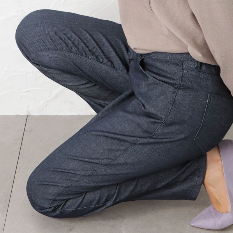 C17 LACHIC スリムテーパードパンツ レディース