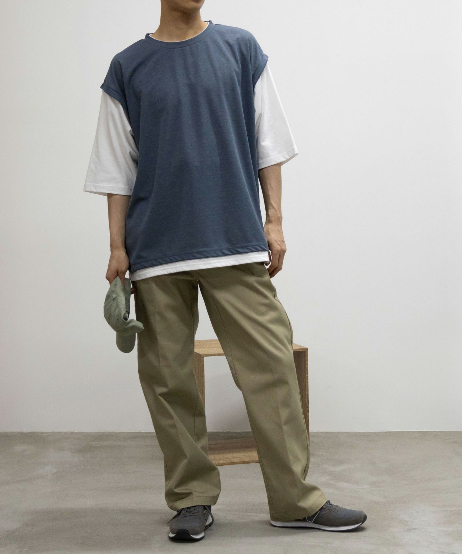  URBAN COLLECTION 梨地フェイクベストレイヤードTシャツ メンズ