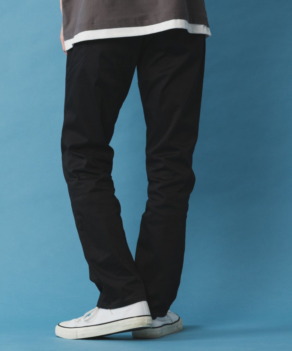 NAVY SARARI サテンクールテーパードパンツ メンズ