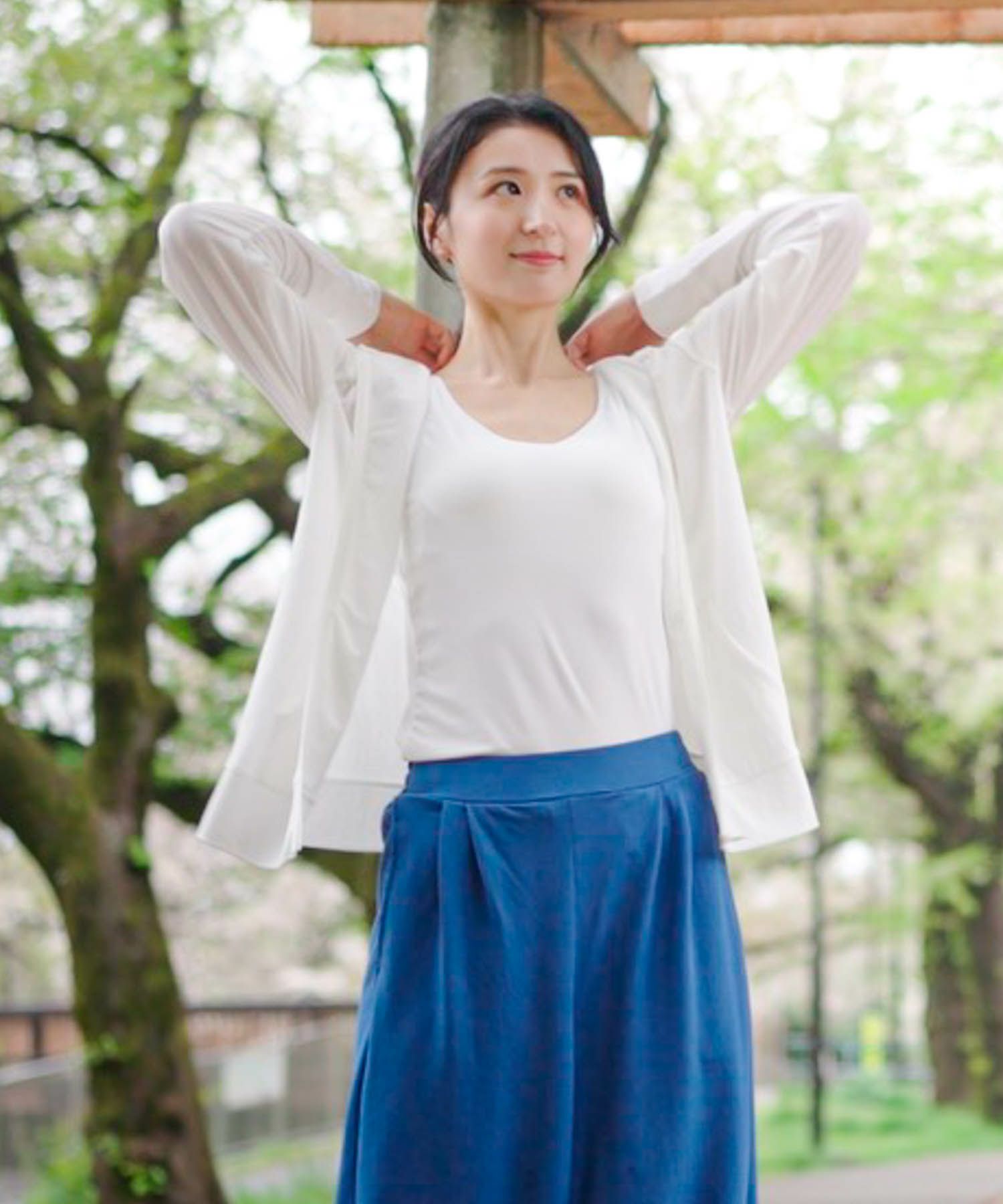 [値下げ]NAVY UVカットパーカー 制菌加工 レディース商品サムネイル-2