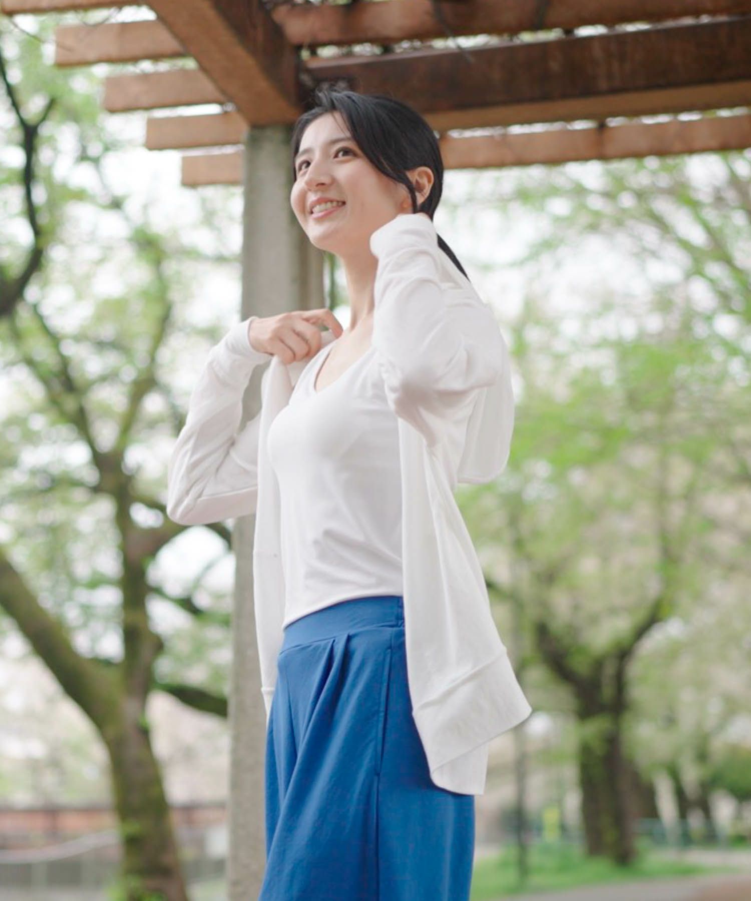 [値下げ]NAVY UVカットパーカー 制菌加工 レディース商品画像-5