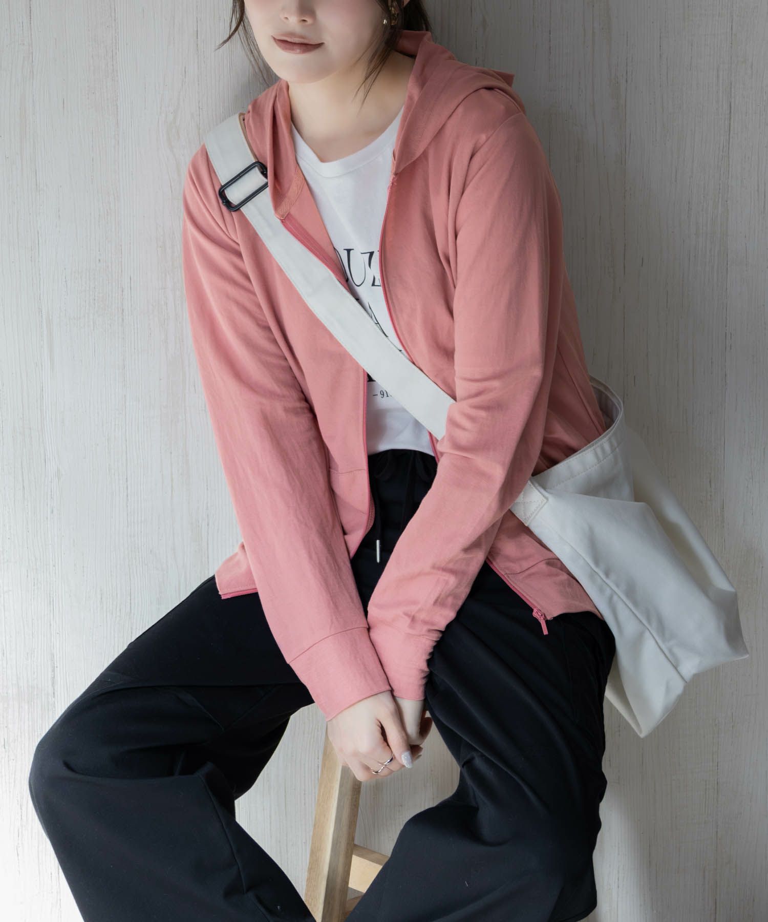 [値下げ]NAVY UVカットパーカー 制菌加工 レディース商品画像-9