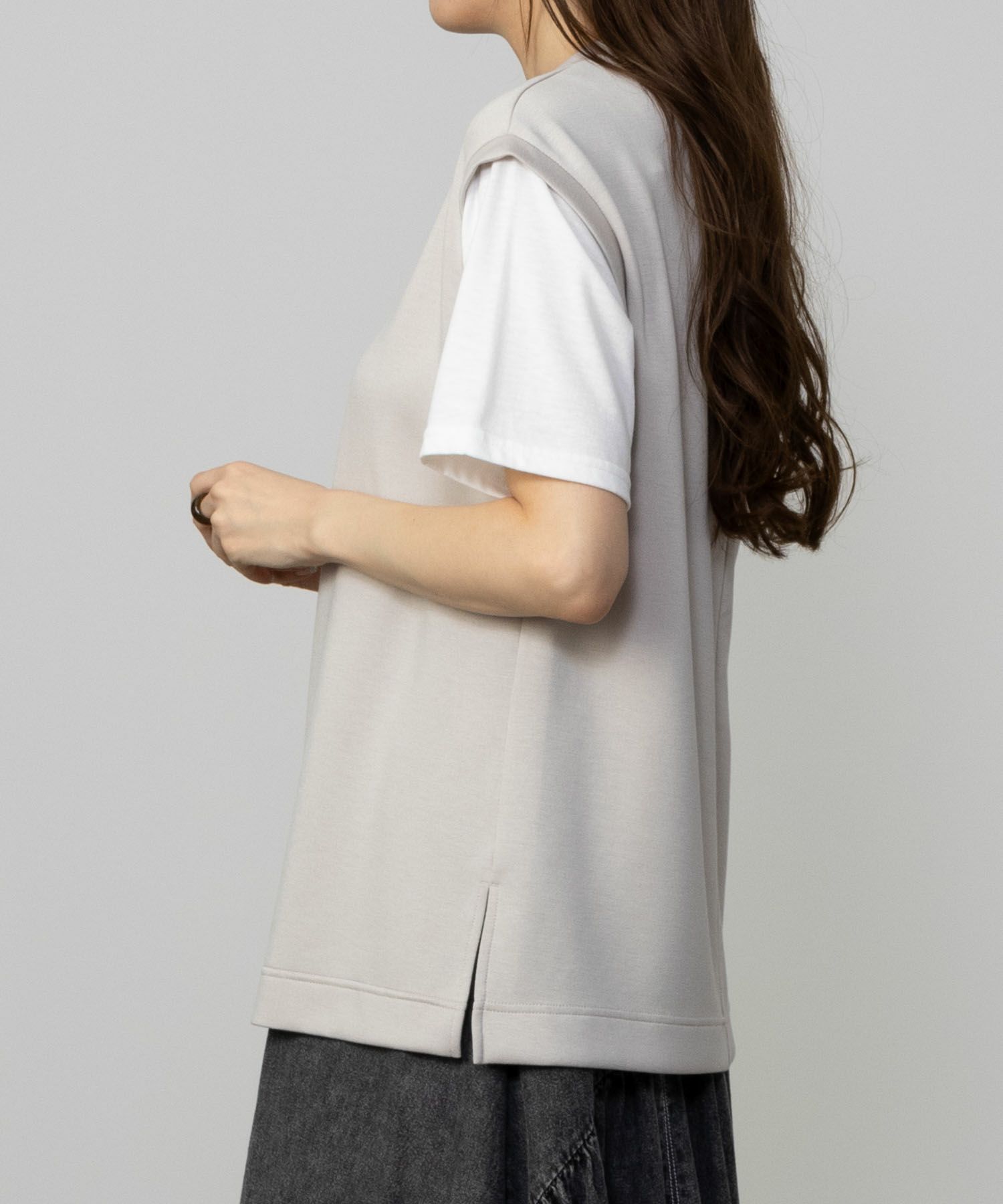 URBAN COLLECTION  エアスムージー ポンチ素材 フェイクレイヤードベストTシャツ レディース メール便 対応商品商品画像-5