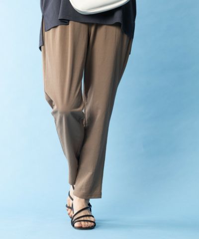 NAVY SARARI テーパードパンツ レディース