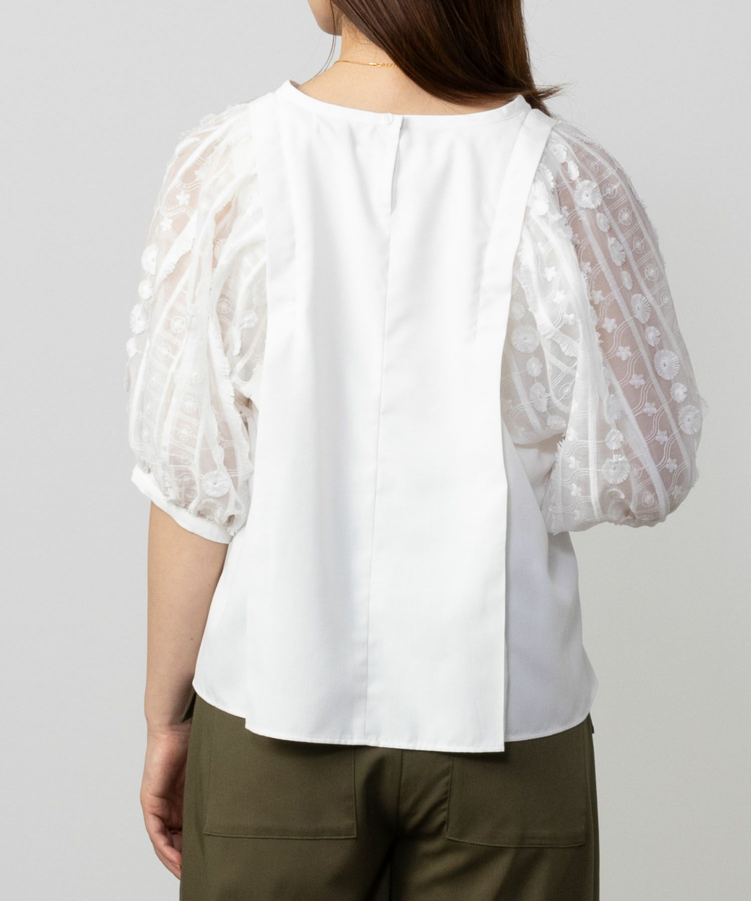 HusHusH 袖刺繍半袖ブラウス レディース