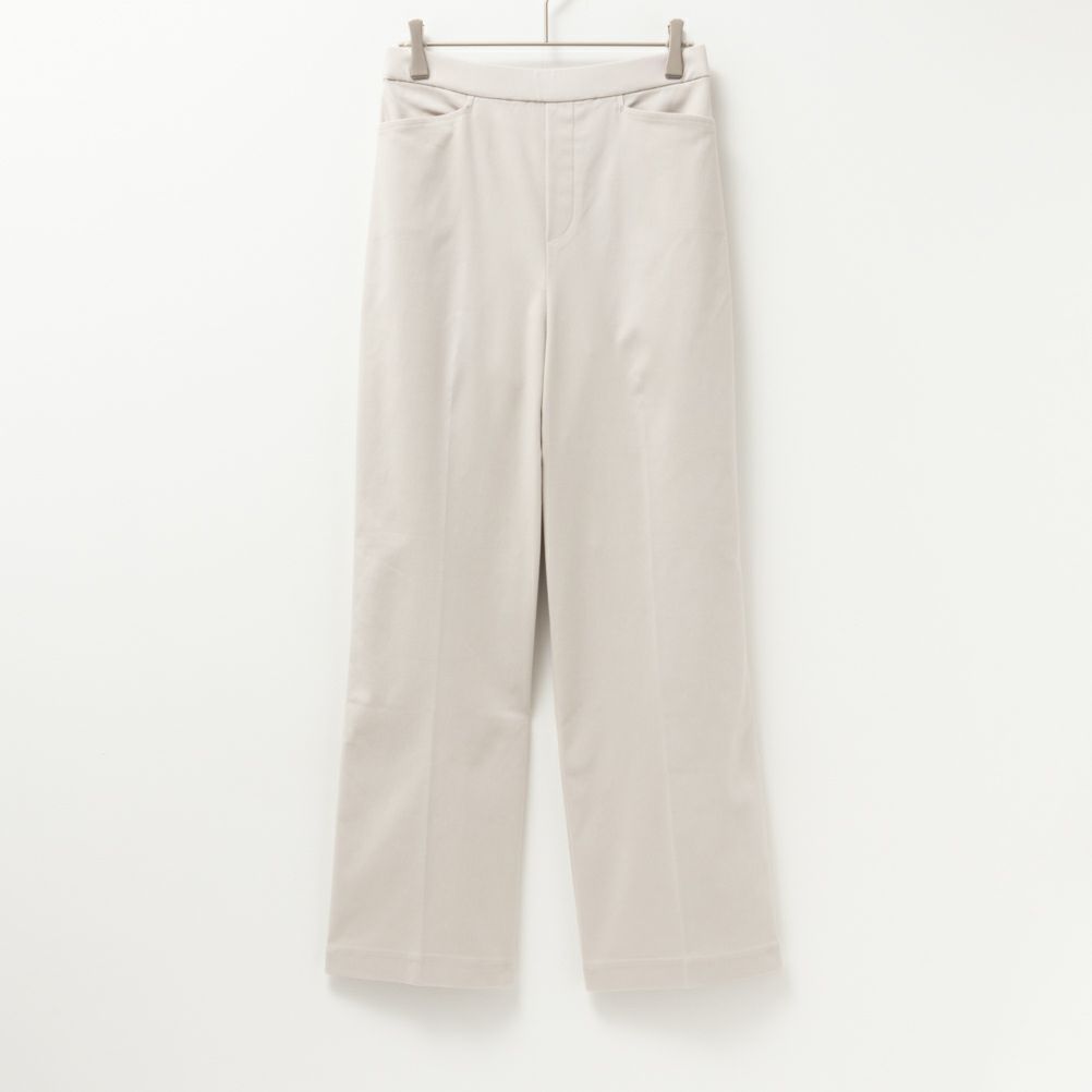 HusHusH ラク美パンツ ストレート レディース【3,300円以上お買上げでハンドタオルプレゼント】
