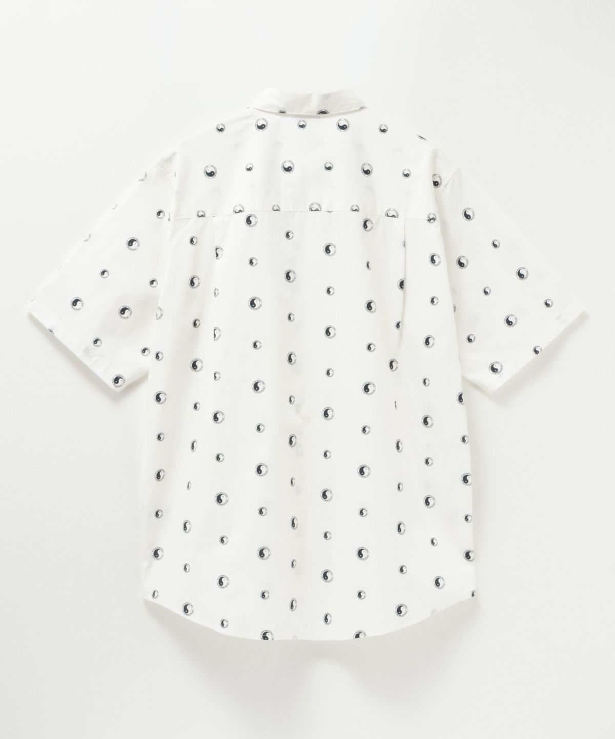 T&C Surf Designs インヤン総柄シャツ メンズ