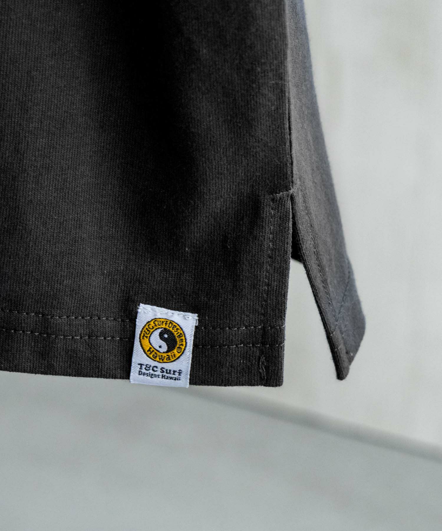 T&C Surf Designs バックインヤンタンクトップ メンズ ネコポス 対応商品