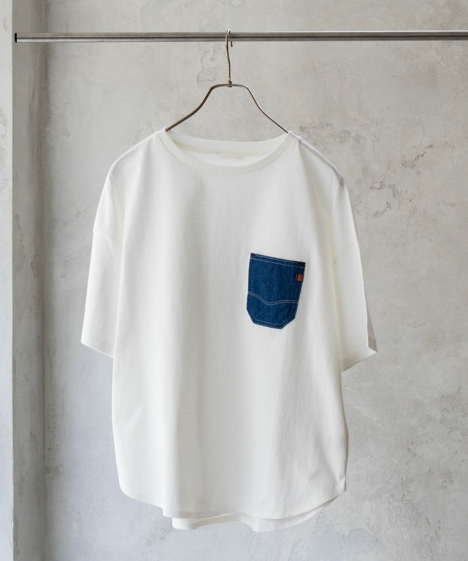 C17  デニムラウンド胸ポケットTシャツ レディース メール便 対応商品商品画像-1