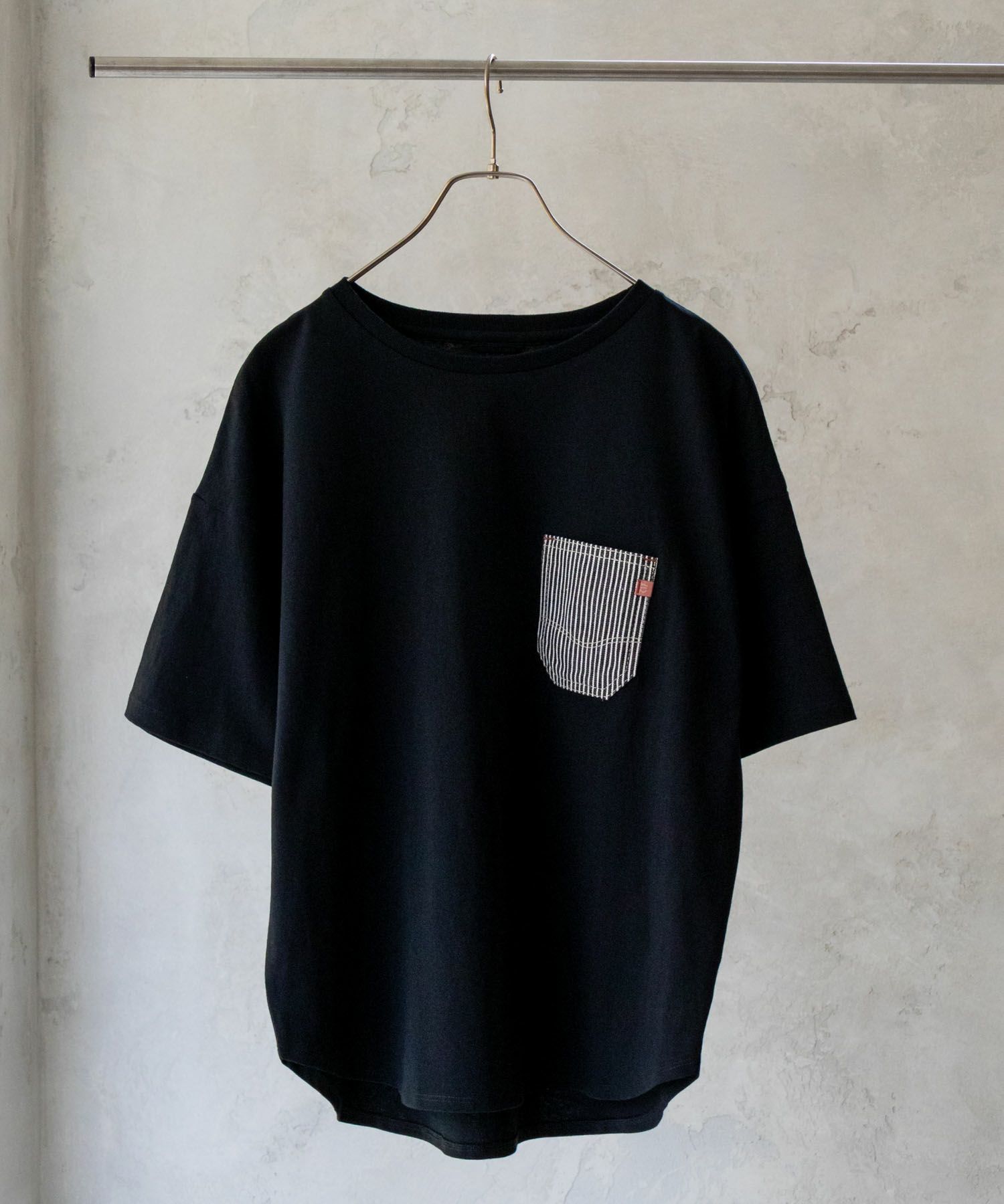 C17  デニムラウンド胸ポケットTシャツ レディース メール便 対応商品商品画像-3