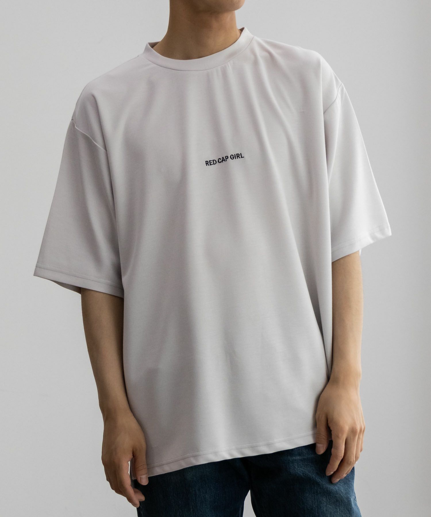 【オンラインストア限定】RED CAP GIRL  ポンチ素材 バックプリントTシャツ メンズ メール便 対応商品商品画像-2