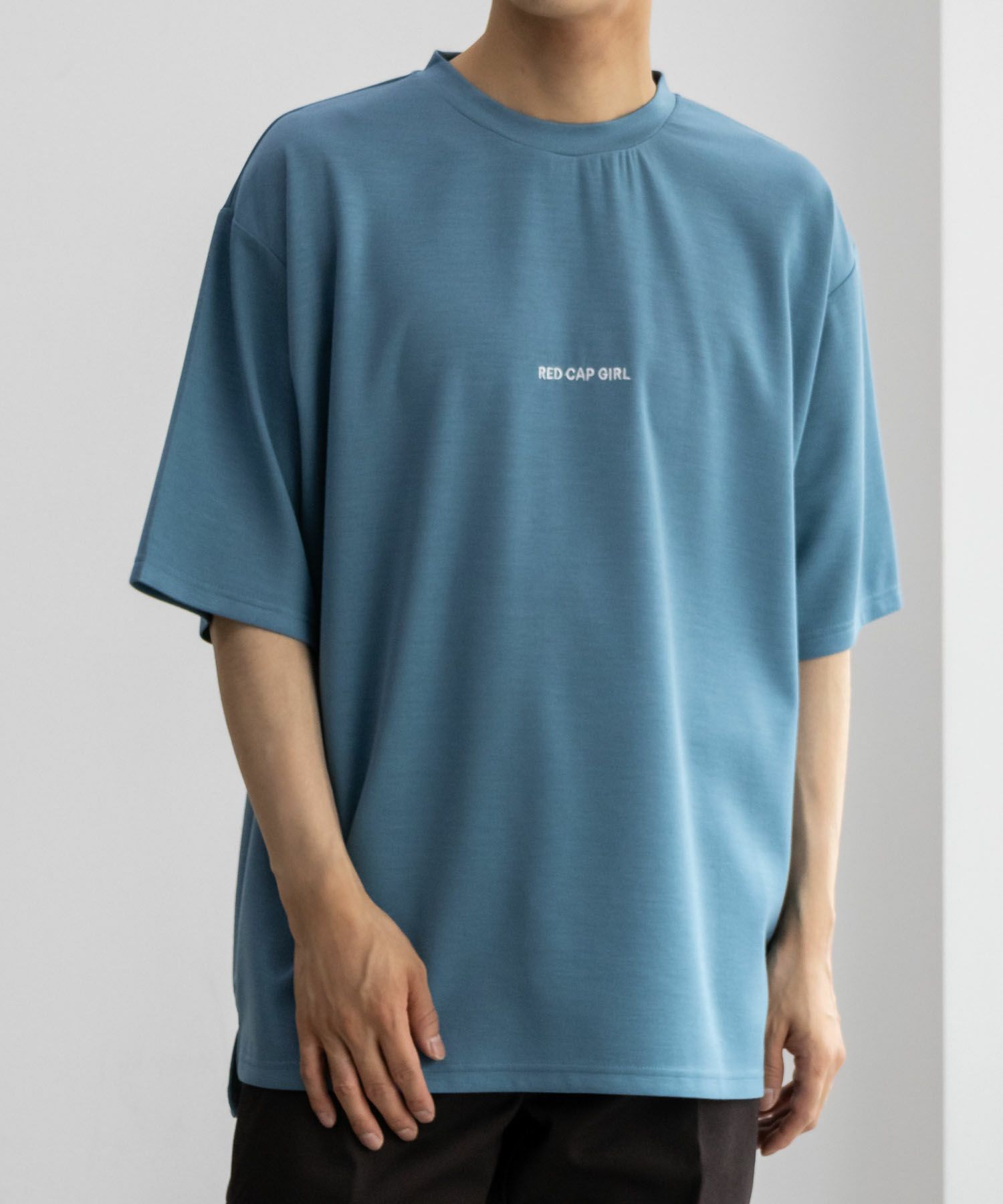 【オンラインストア限定】RED CAP GIRL  ポンチ素材 バックプリントTシャツ メンズ メール便 対応商品商品サムネイル-4