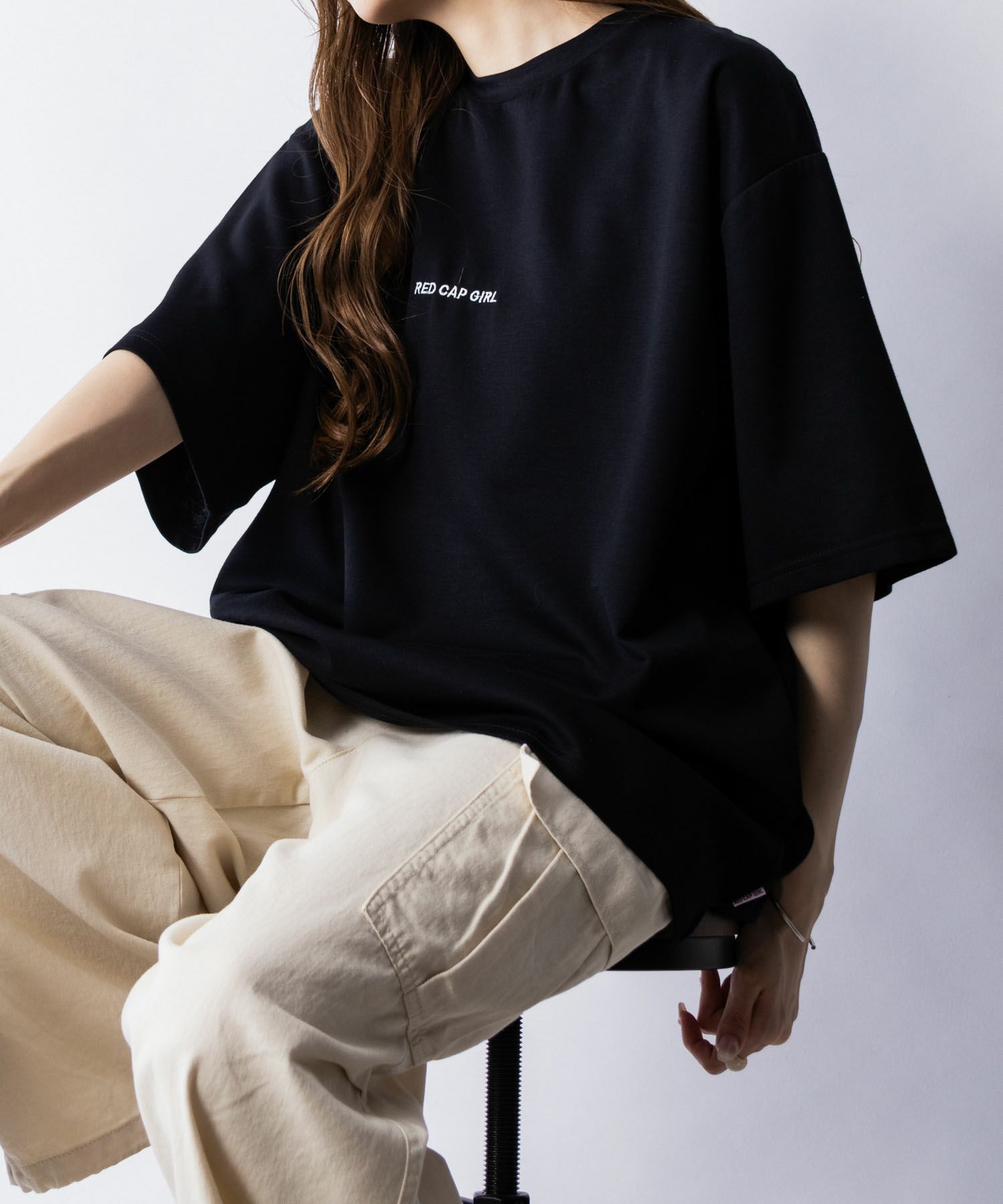 【オンラインストア限定】RED CAP GIRL  ポンチ素材 バックプリントTシャツ メンズ メール便 対応商品商品画像-28