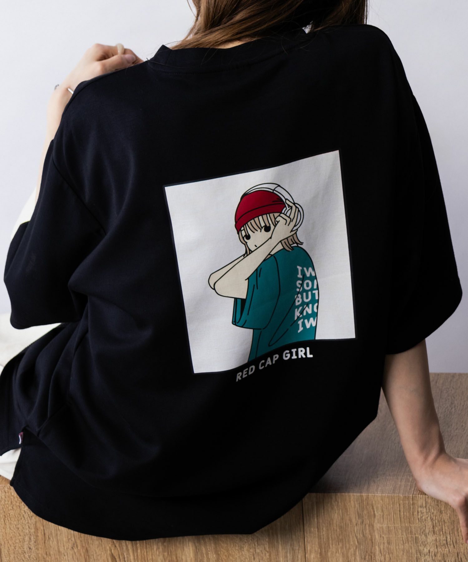 【オンラインストア限定】RED CAP GIRL ポンチ素材 バックプリントTシャツ メンズ メール便 対応商品商品画像-32