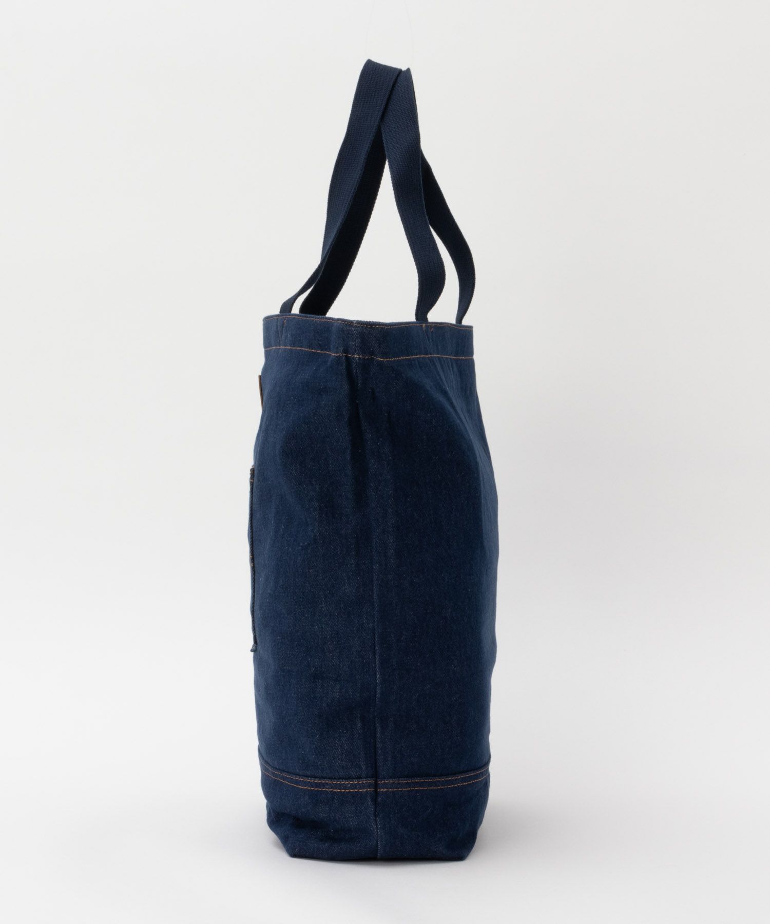Levi's バックポケットトートバッグ
