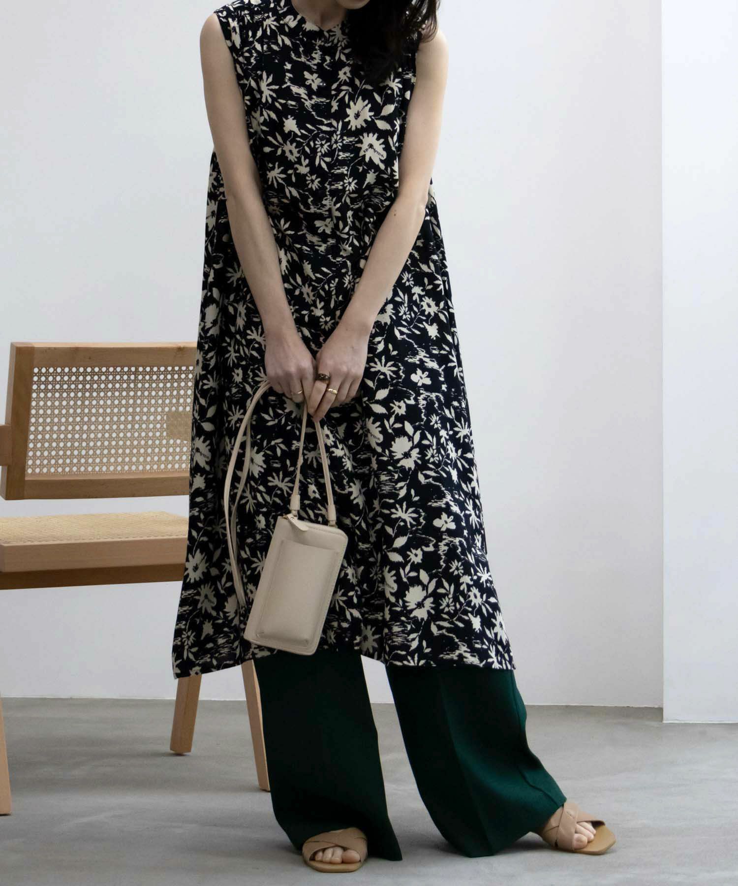 Howdy Marie インドファブリック 肩シャーリングワンピース レディース