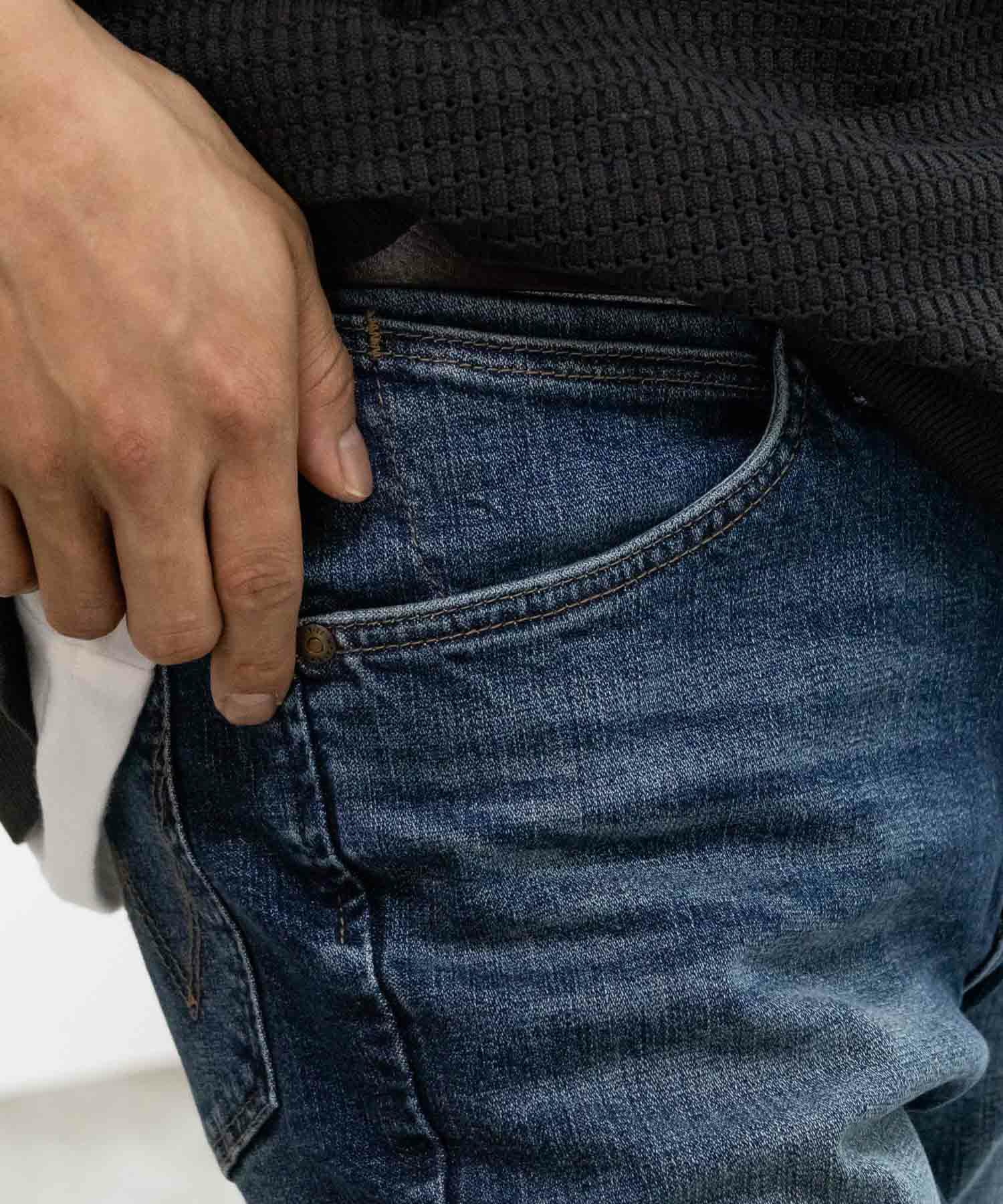 WRANGLER スリムストレートパンツ メンズ