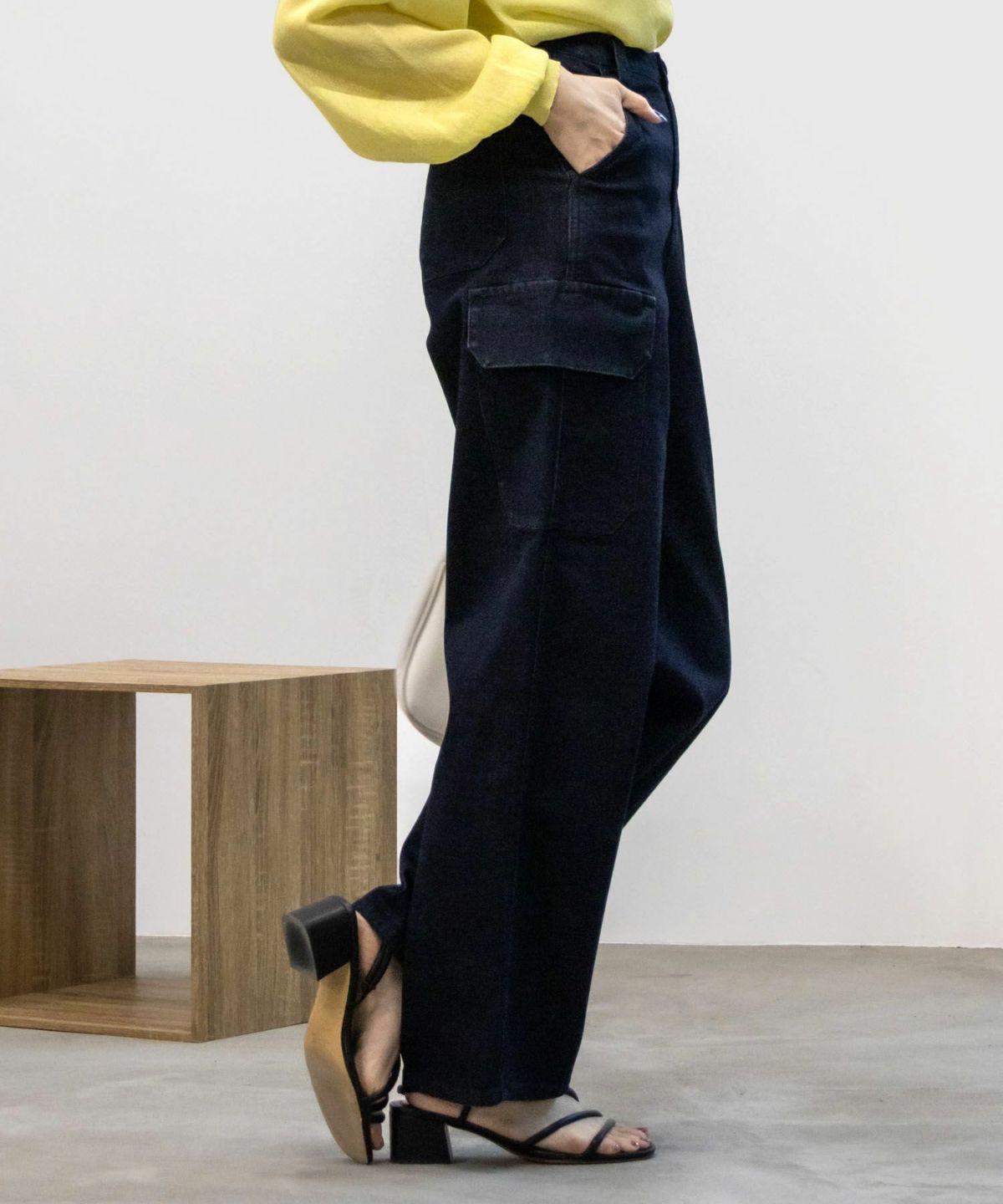 C17 カーゴバルーンパンツ レディース