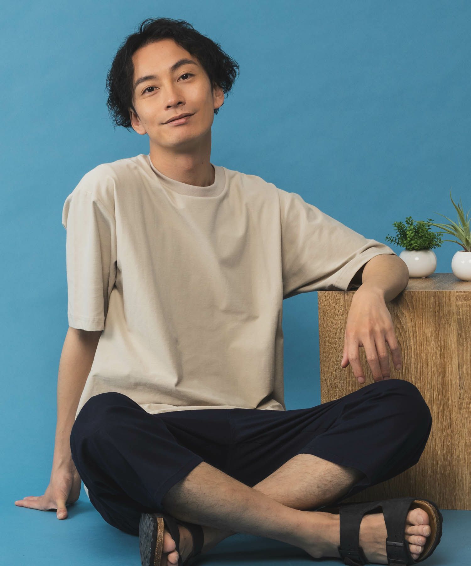 SARARI NAVY 冷感クルーネックTシャツ メンズ