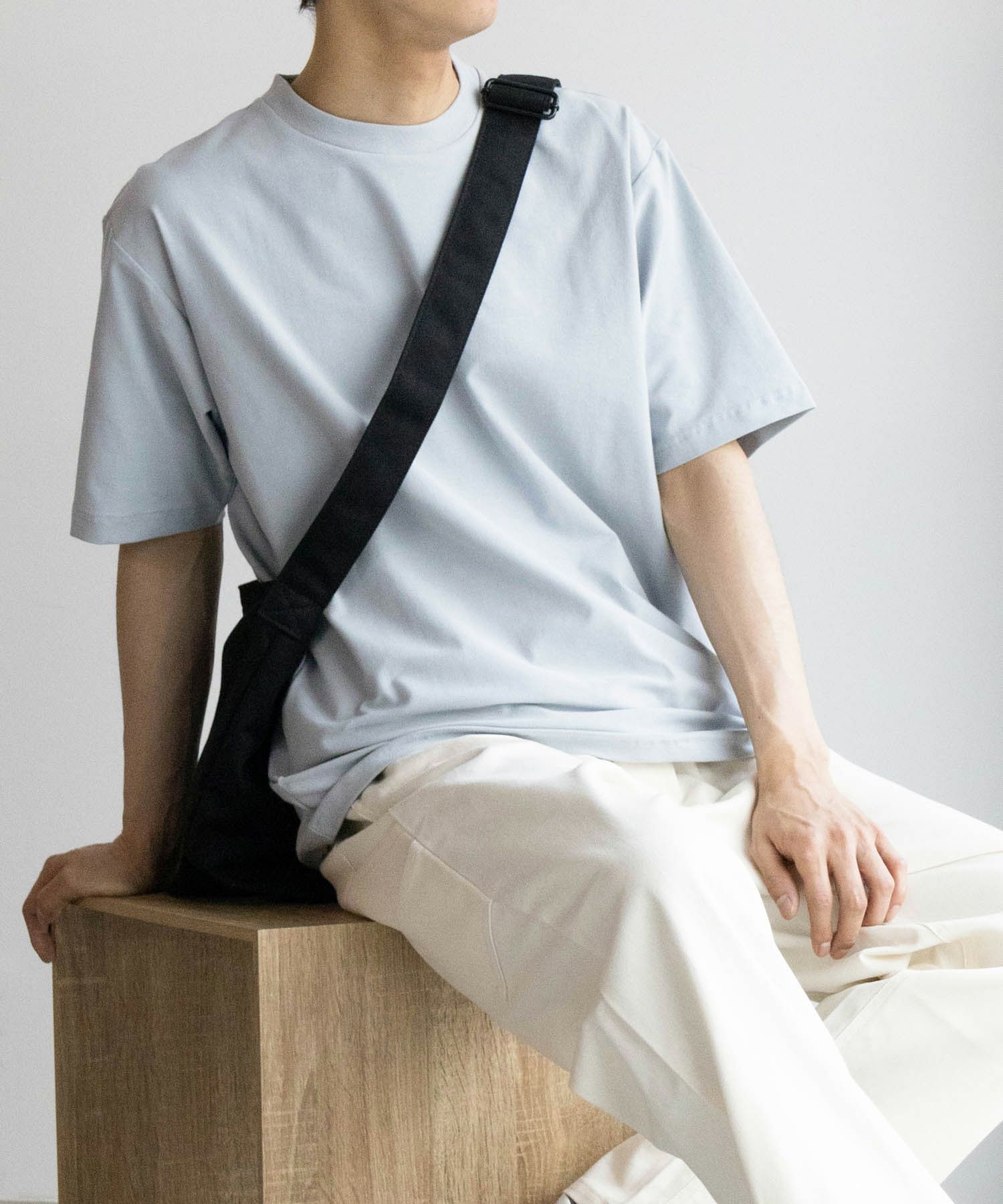SARARI NAVY 冷感クルーネックTシャツ メンズ