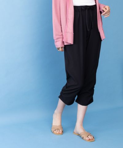 SARARI NAVY シャーリングパンツ レディース