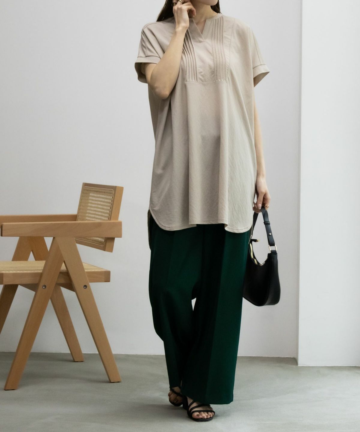 NAVY SARARI ピンタックチュニックプルオーバー レディース ネコポス 対応商品