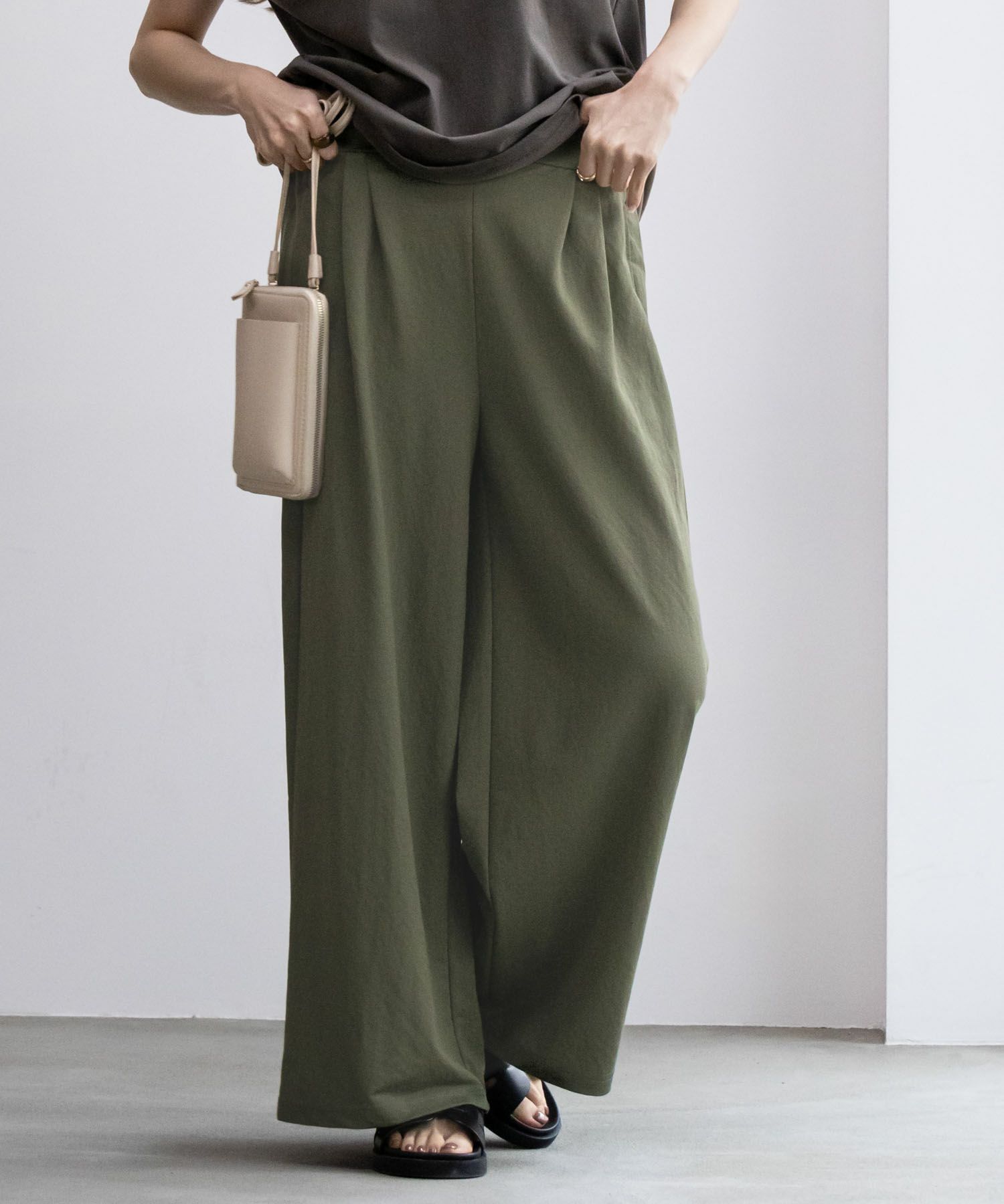 NAVY SARARI ワイドパンツ レディース