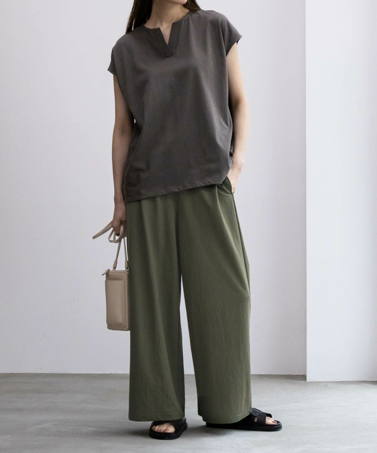 NAVY SARARI ワイドパンツ レディース