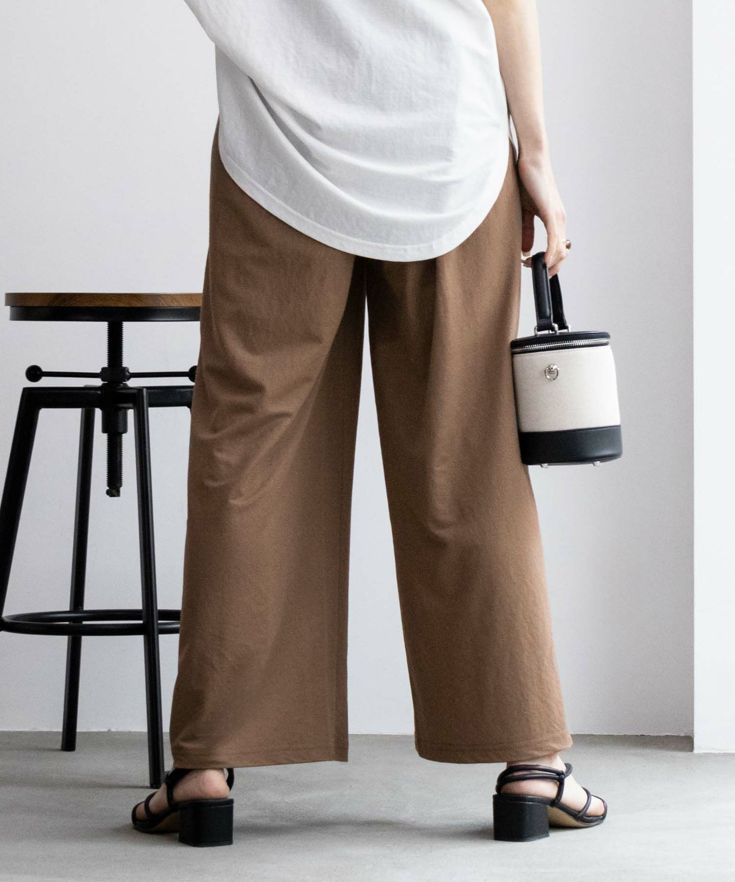 NAVY SARARI ワイドパンツ レディース