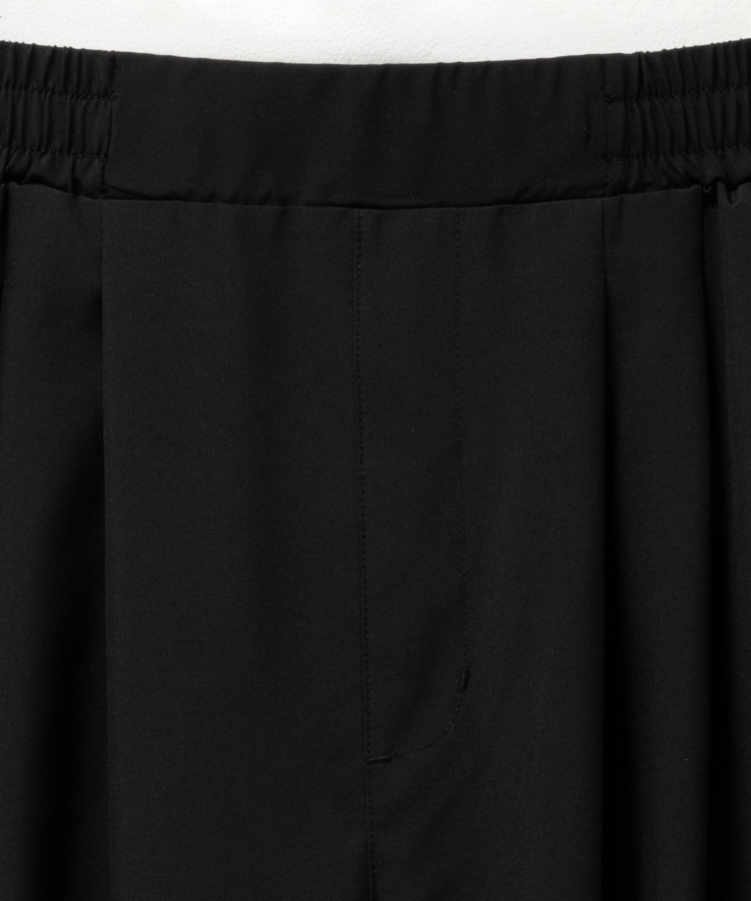 NAVY SARARI テーパードパンツ レディース