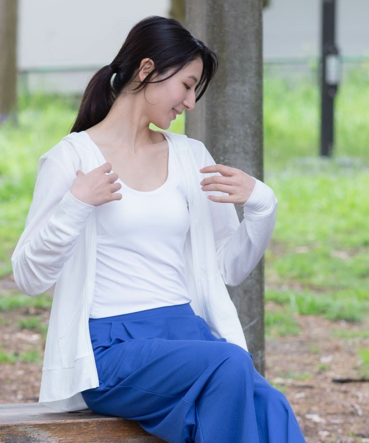 NAVY SARARI ブラトップタンクトップ レディース