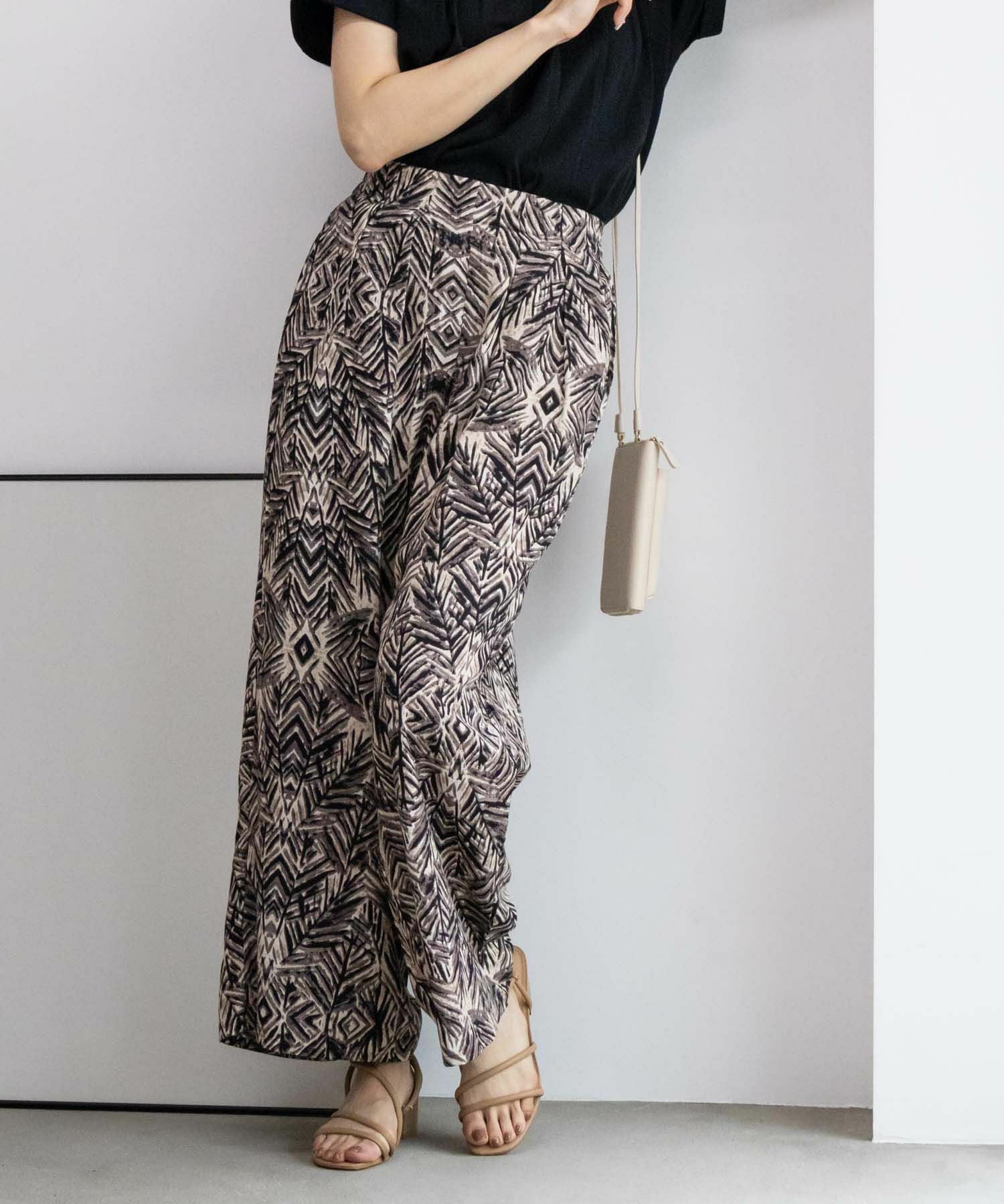 Howdy Marie  インドファブリック 総柄ワイドパンツ レディース商品画像-26