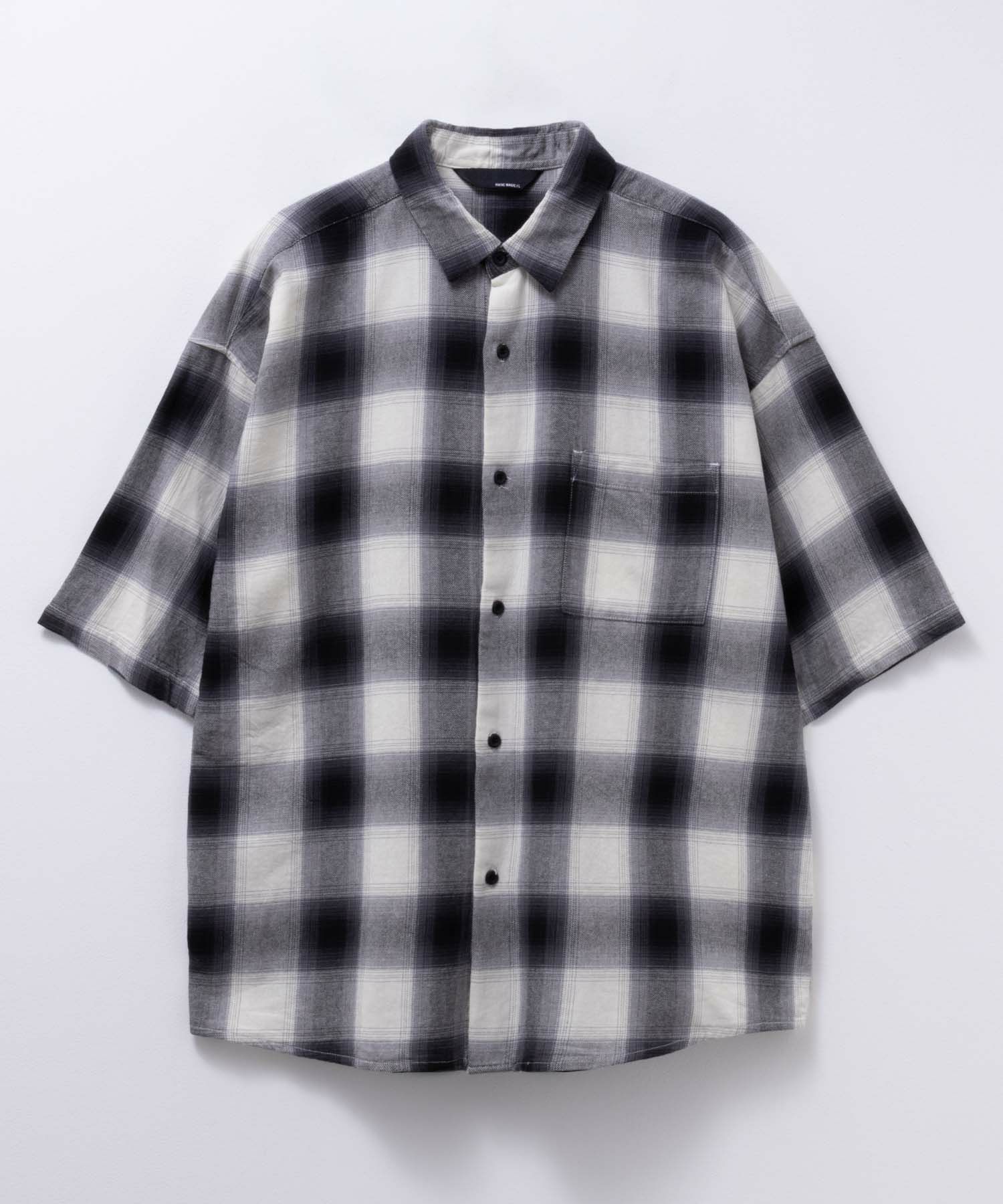 【オンラインストア限定】NAIVE MAGIC  オンブレーチェックルーズサイズ半袖シャツ メンズ商品サムネイル-21