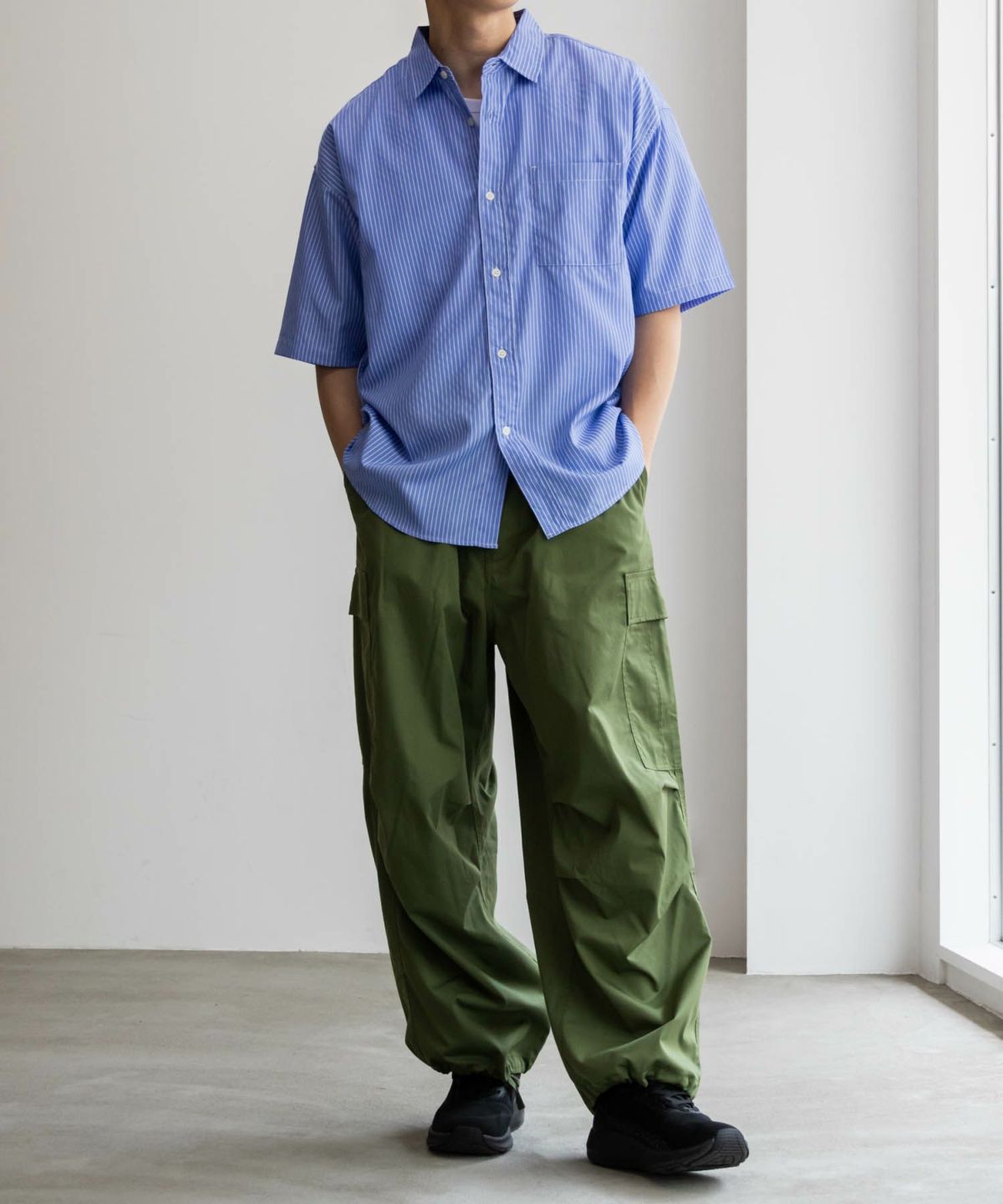 NAIVE MAGIC ポリエステルブロード ルーズサイズ半袖シャツ メンズ