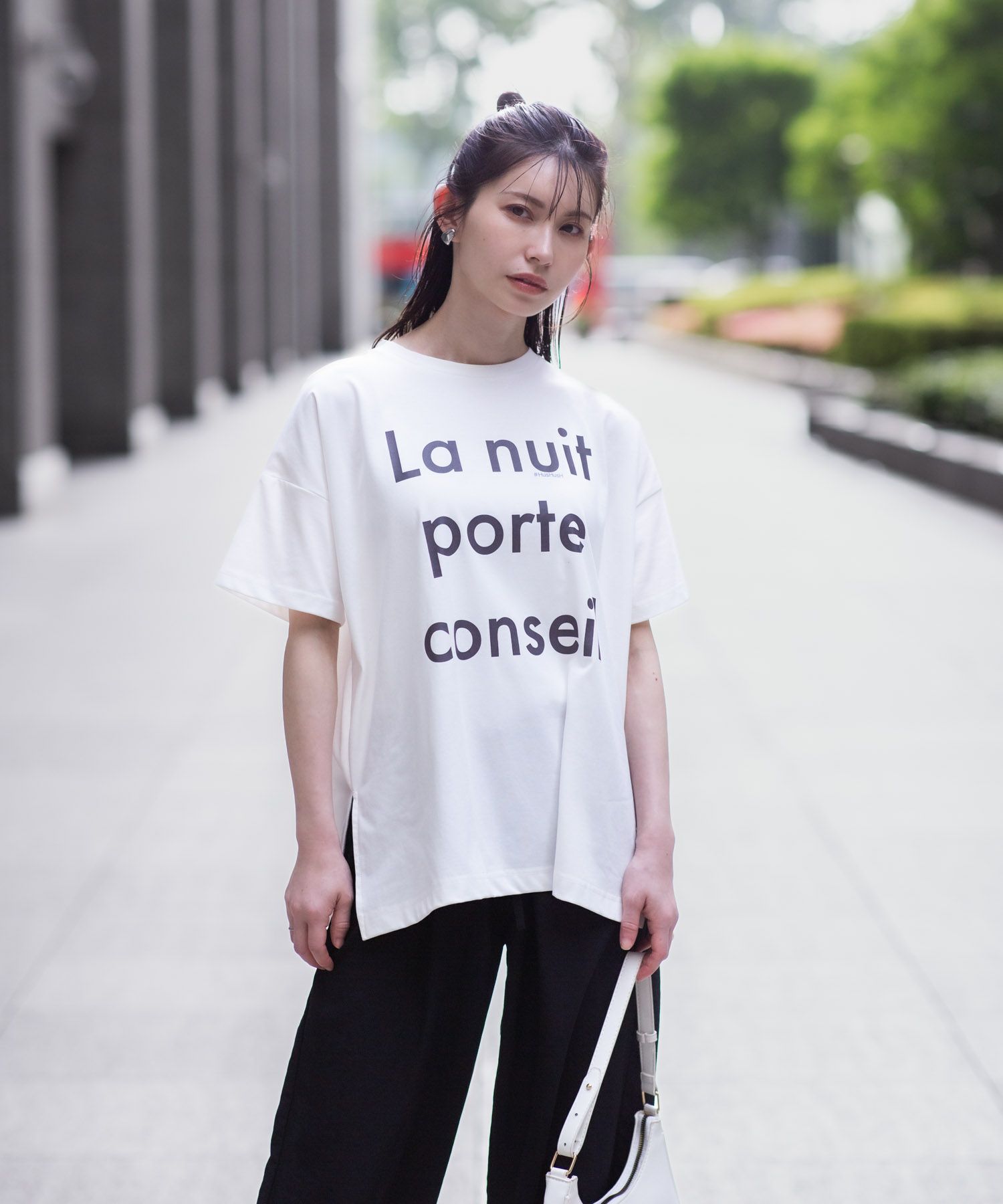 HusHusH  ビッグロゴTシャツ レディース メール便 対応商品商品サムネイル-4